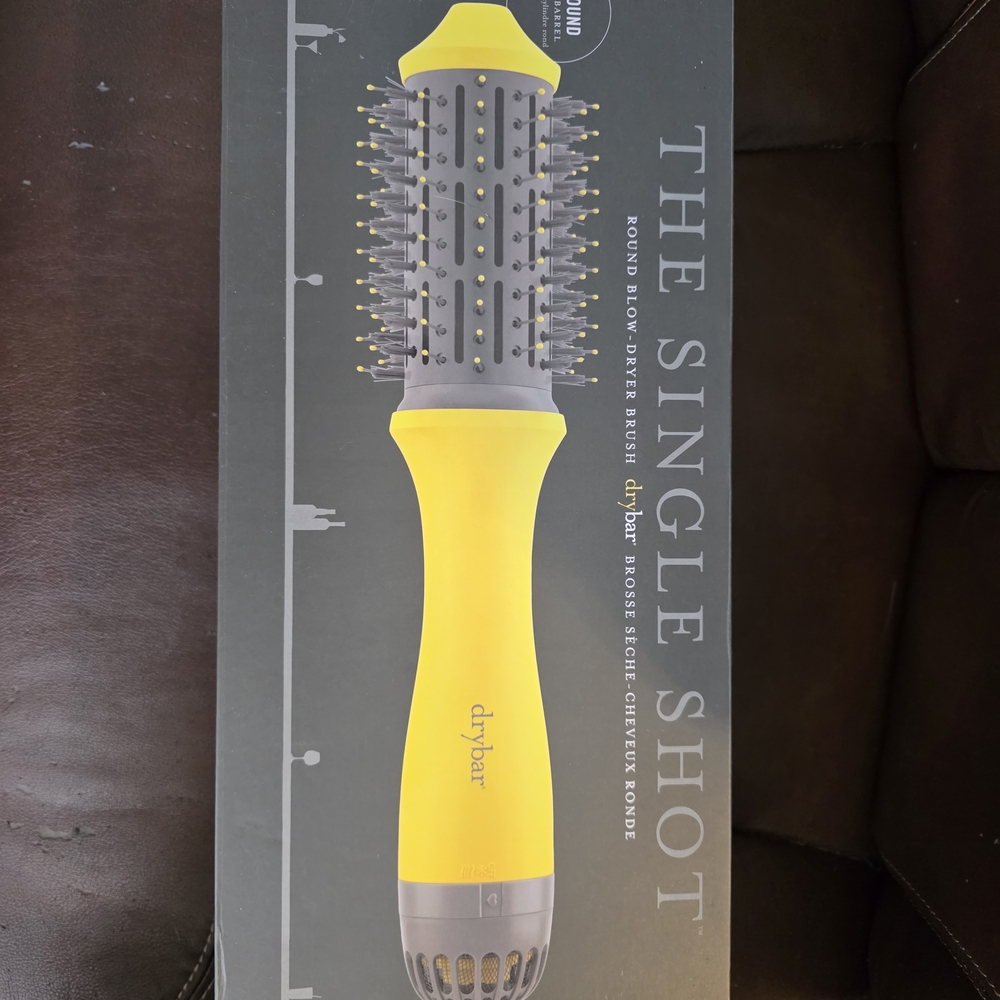 Drybar The Single Shot Round Blow-Dryer Brush in Bright Yellow and Gray